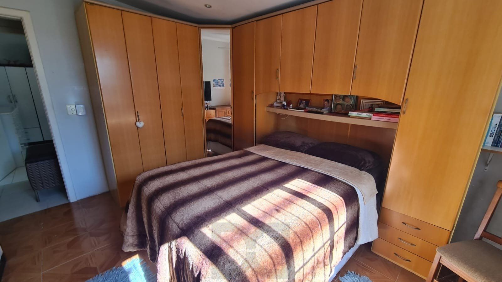 Casa com 4 dormitórios, 2 vagas e 300m² á venda — foto 10