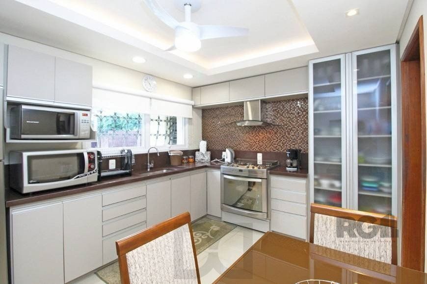 Casa 245m² - 3 dormitórios, 4 vagas no bairro Cavalhada — foto 25