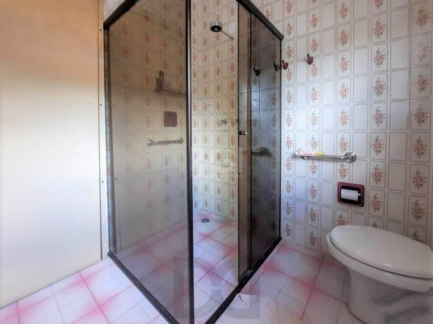 Excelente casa com 3 dormitórios e 3 vagas de garagem — foto 11