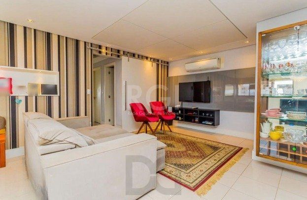 Excelente apartamento de 03 dormitórios com 4 vagas de garagem. — foto 2