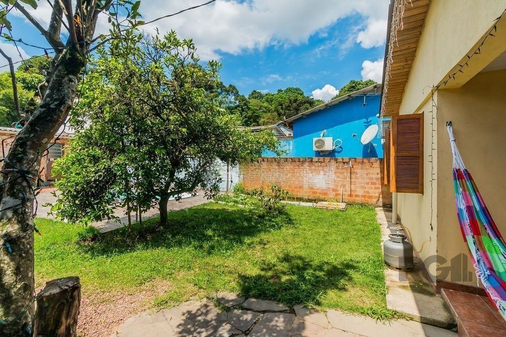 Casa de 2 dormitórios com 98m² no Bairro Lomba do Pinheiro — foto 31
