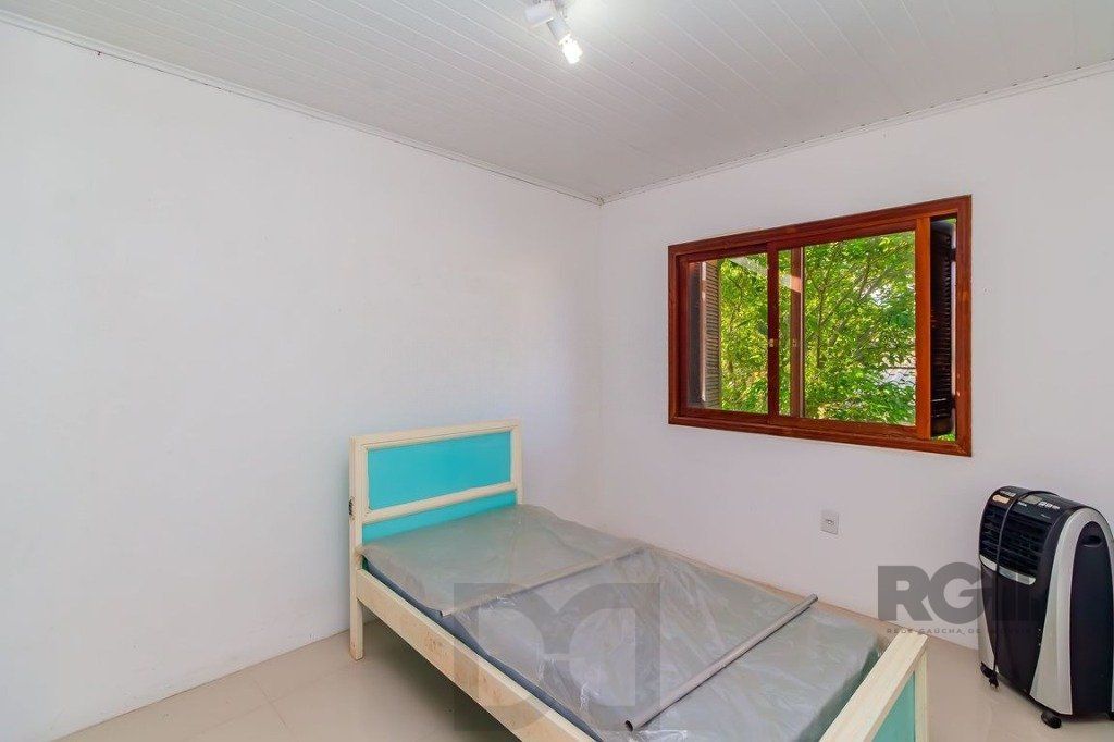 Casa de 4 dormitórios no bairro Belém Novo — foto 28