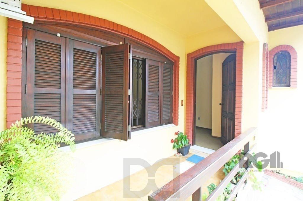 Excelente casa de 154m² com 3 dormitórios e 2 vagas. — foto 4