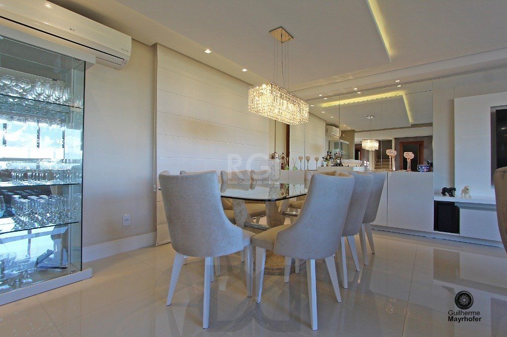 Casa para Venda - 445.52m², 4 dormitórios, sendo 4 suites, 4 vagas - Teresópolis — foto 10