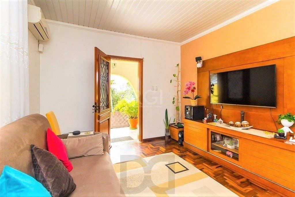 Casa para Venda - 148m², 2 dormitórios, 1 vaga - Partenon — foto 7