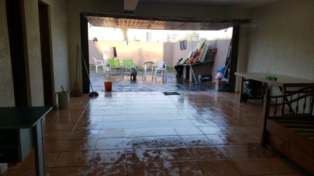 Casa de 200m², bairro Rubem Berta — foto 13