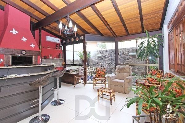 Excelente casa de 189m² com 3 dormitórios. — foto 1