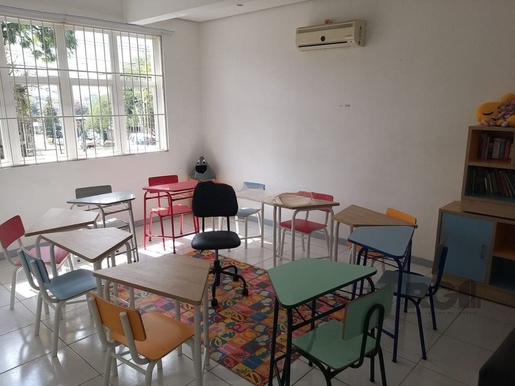 Casa comercial com 12 dormitórios no bairro Teresópolis — foto 7