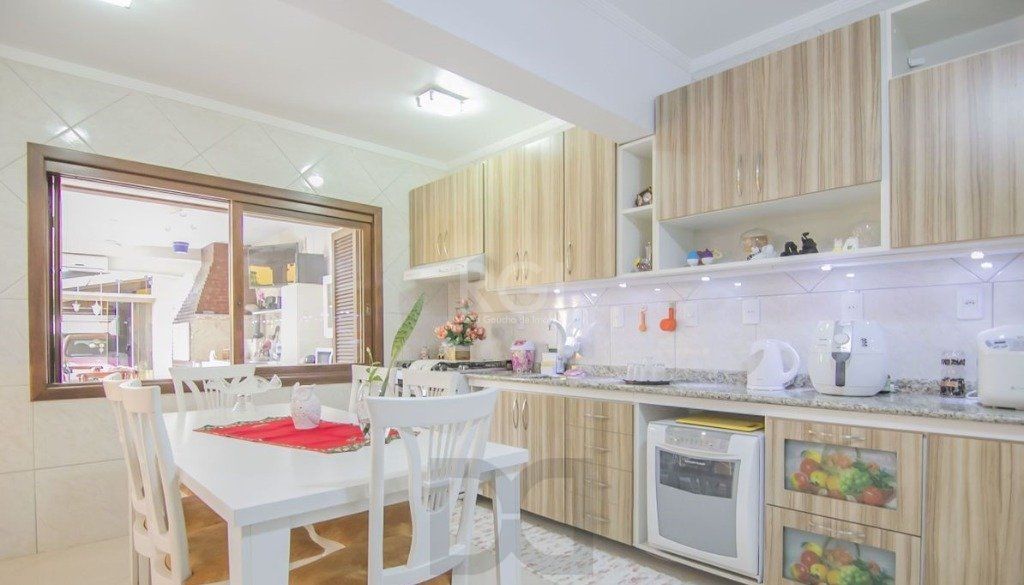 Casa para Venda - 252m², 3 dormitórios, sendo 1 suites, 3 vagas - Parque Santa Fé — foto 19
