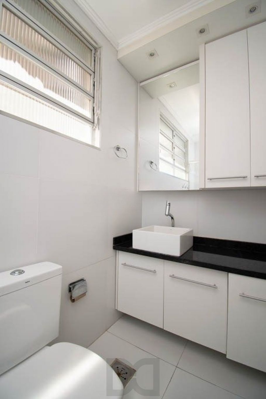 Apartamento de 3 dormitórios à venda no Bairro Centro Histórico, Porto Alegre. — foto 26