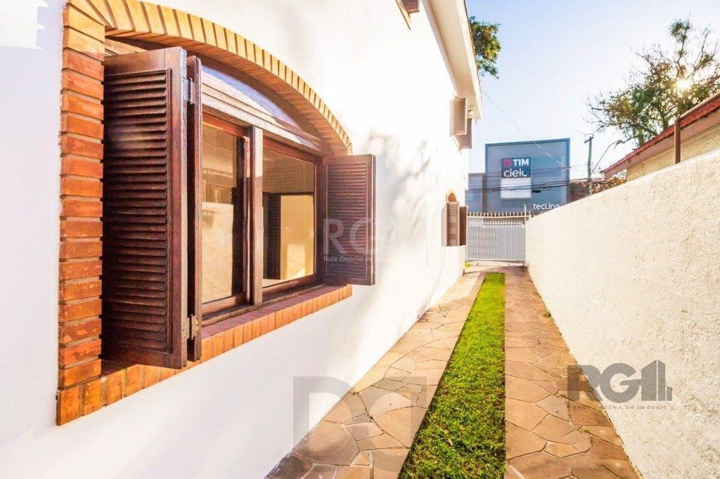 Casa de 266m² - 5 dormitórios, 5 vagas no bairro São João — foto 25