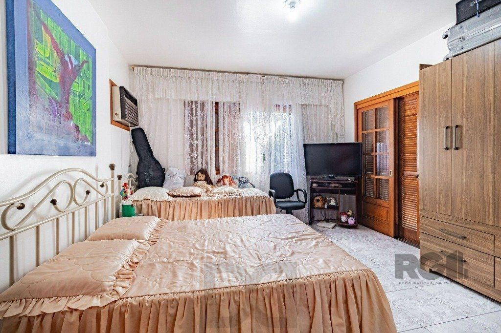 Casa com 267m², 3 dormitórios, 1 vaga no bairro Tristeza — foto 13