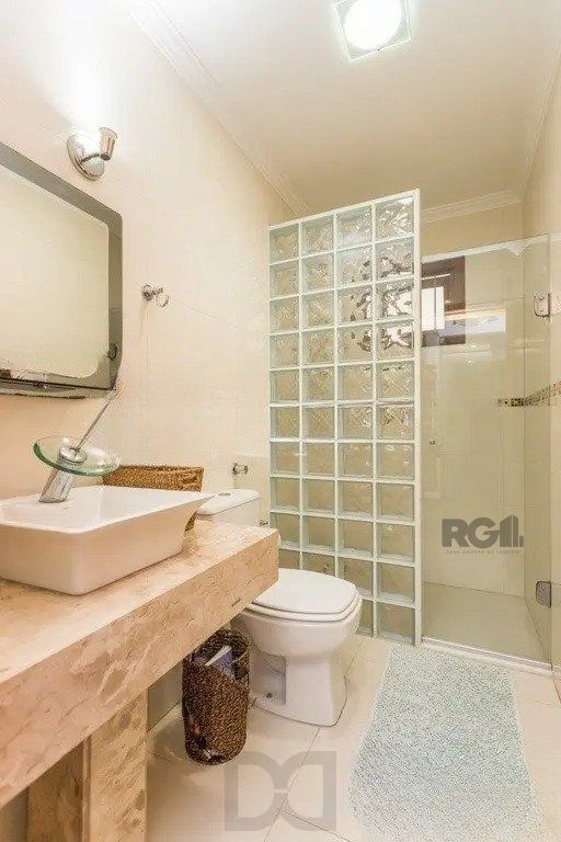 Casa com 3 dormitórios no bairro Jardim Lindóia — foto 11