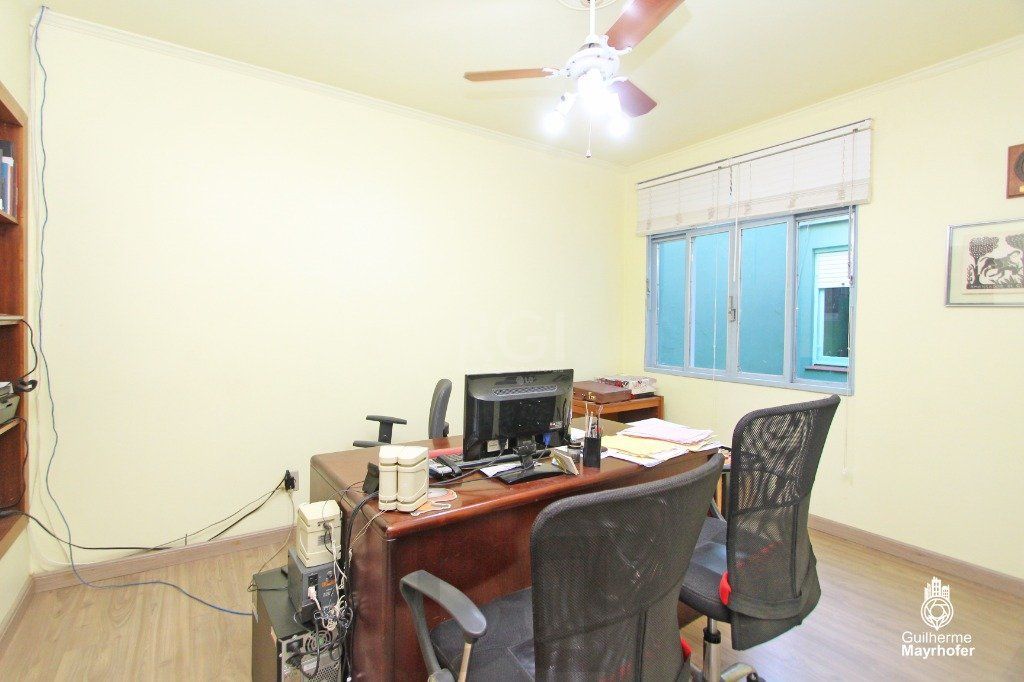 Casa para Venda - 500m², 5 dormitórios, sendo 2 suites, 5 vagas - Menino Deus — foto 6