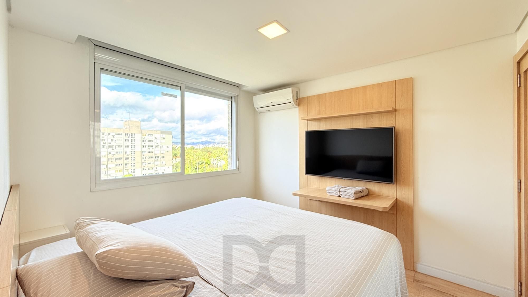 Apartamento de 2 dormitorios á venda no Bairro Centro Histórico. — foto 13