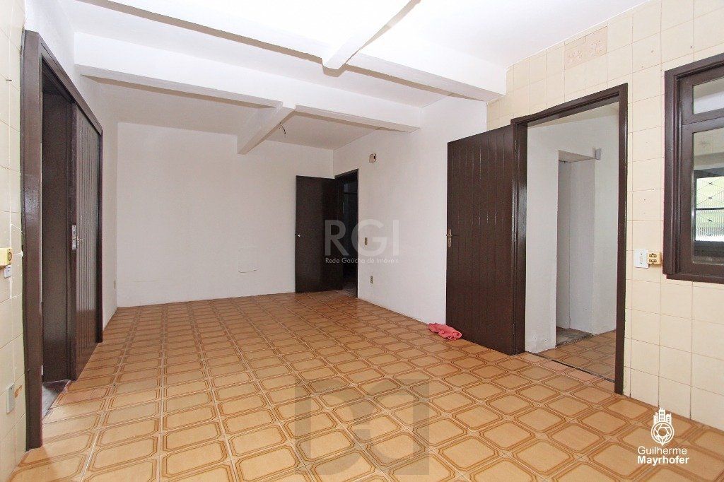 Casa para Venda - 320m², 4 dormitórios, sendo 1 suites, 3 vagas - Cavalhada — foto 37