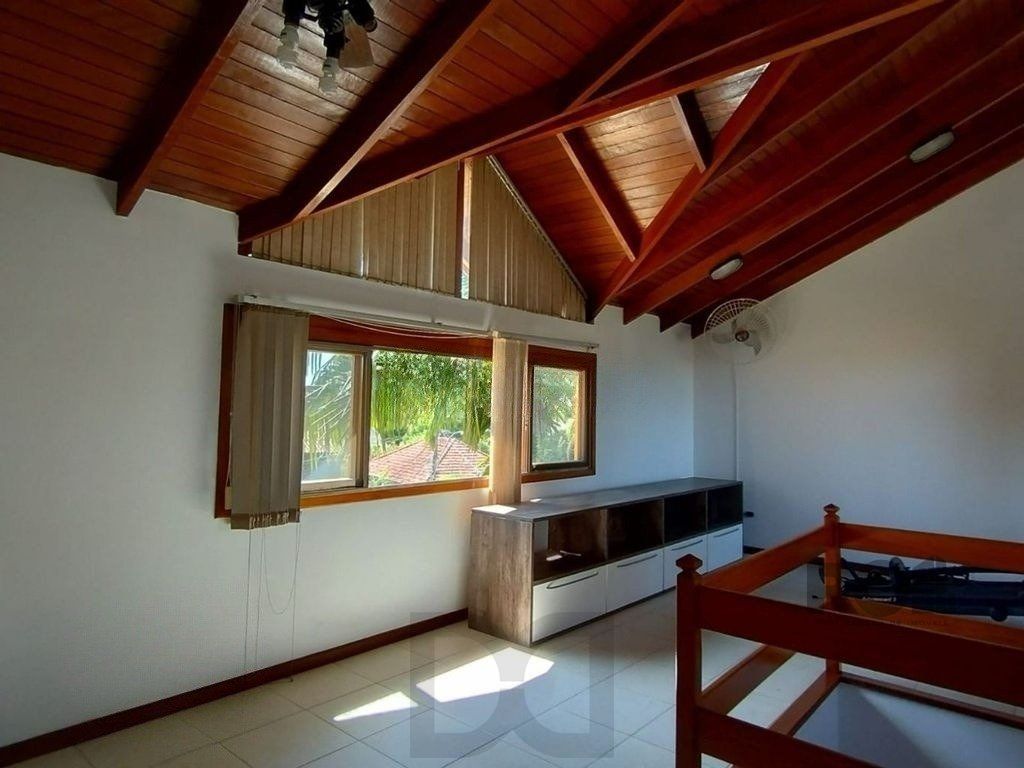 Casa de 3 dormitórios no bairro Ipanema - Porto Alegre — foto 19