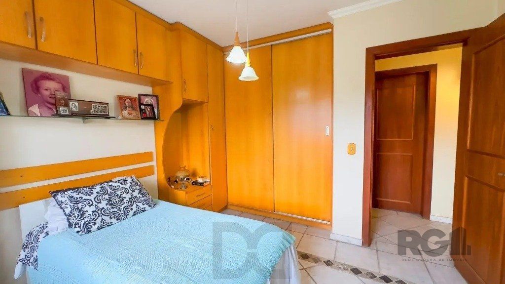 Casa com 4 quartos no bairro nonoai — foto 13