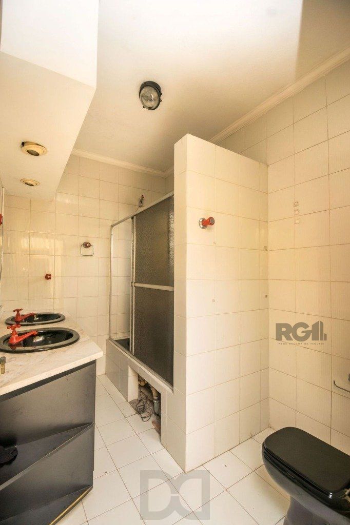Excelente casa de 354m² com 5 dormitórios e 8 vagas. — foto 14