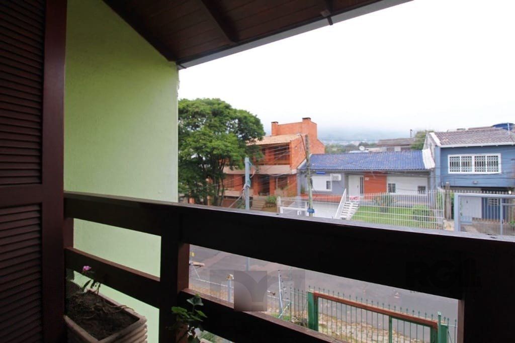 Casa de 275m² - 3 dormitórios e 3 vagas no bairro Coronel Aparício Borges — foto 17