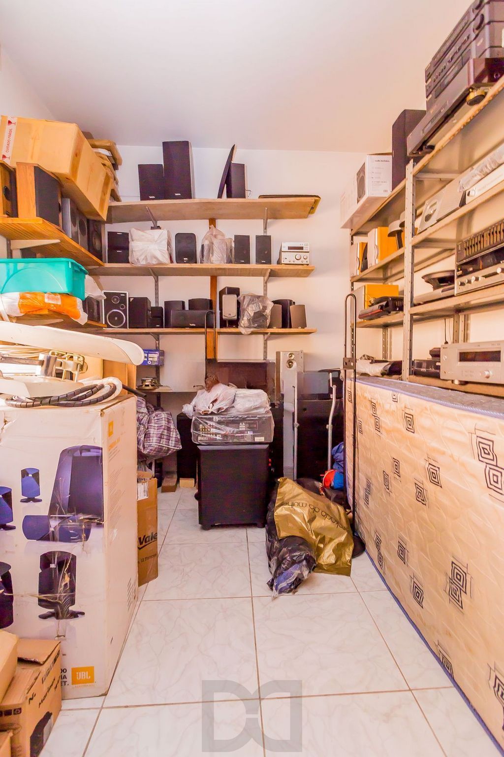 Casa de 6 dormitórios à venda No Bairro Jardim do Salso - Porto Alegre — foto 10