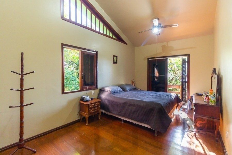 Casa 4 Dormitórios, piscina, bairro Teresópolis — foto 45