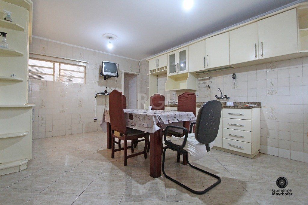 Casa para Venda - 177.58m², 3 dormitórios, sendo 1 suites, 4 vagas - Guarujá — foto 17