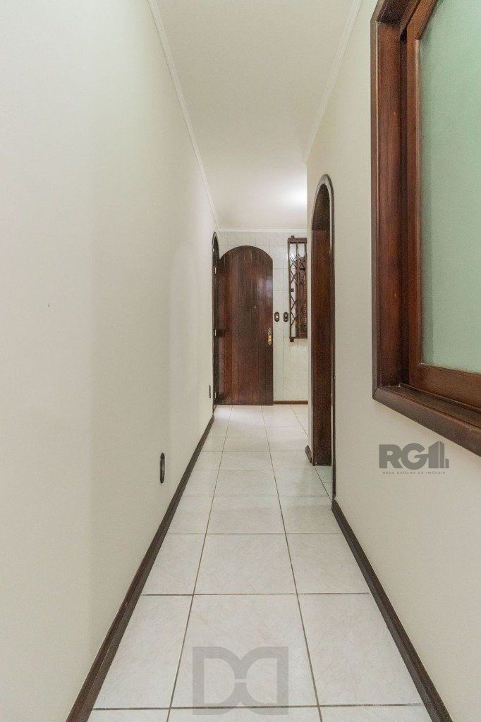 Casa com 287m², 5 dormitórios, piscina, 4 vagas no bairro Jardim Itu — foto 6