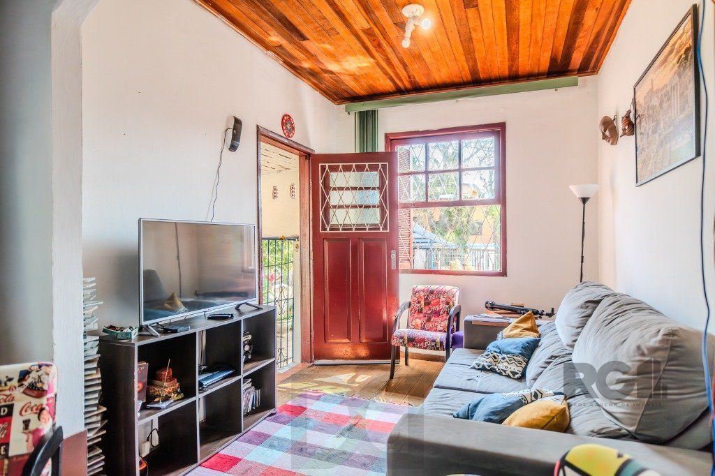 Casa de 2 Dormitório(s) Bairro Nonoai - Porto Alegre — foto 2