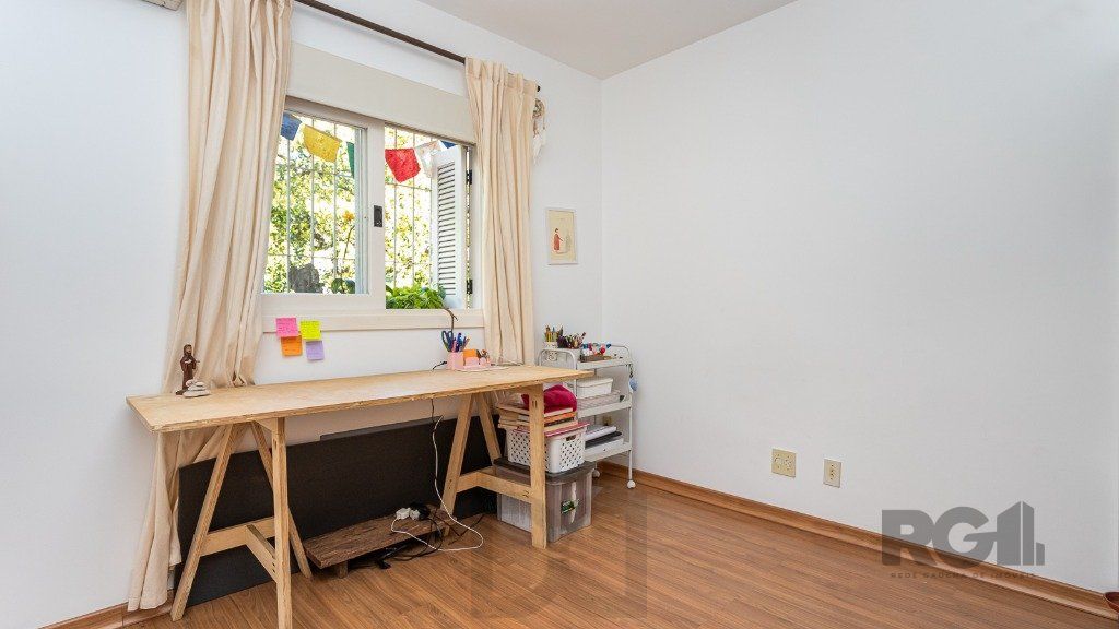 Casa em condomínio de 109m² - 3 dormitórios, 1 suíte e 1 vaga no bairro Teresópolis — foto 20