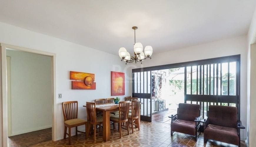 Casa para Venda - 327m², 4 dormitórios, sendo 1 suites, 3 vagas - Chácara das Pedras — foto 14