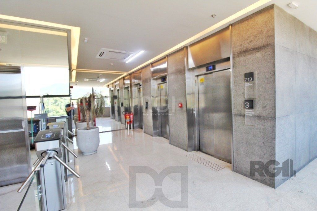 Conjunto/Sala para Locação/Aluguel - 38m², 0 dormitórios, Teresópolis — foto 2