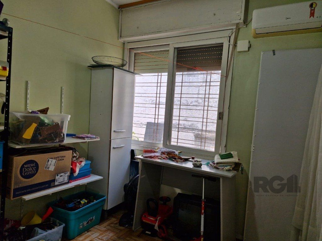 Casa 4 Dormitórios Bairro Teresópolis — foto 19