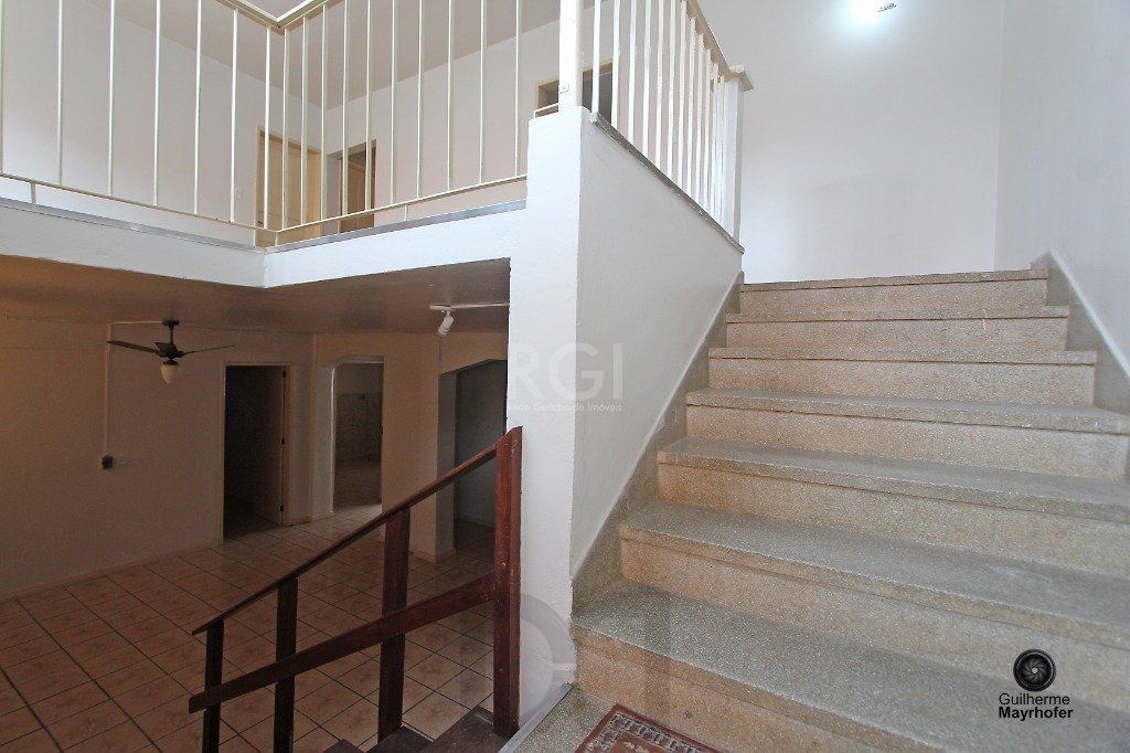 Casa para Venda - 233m², 4 dormitórios, 5 vagas - Nonoai — foto 9