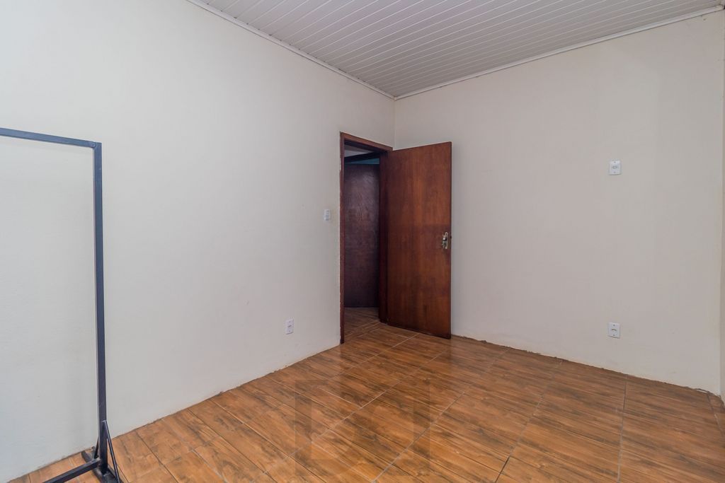 Casa 3 dormitórios à venda no Bairro Restinga - Porto Alegre — foto 7