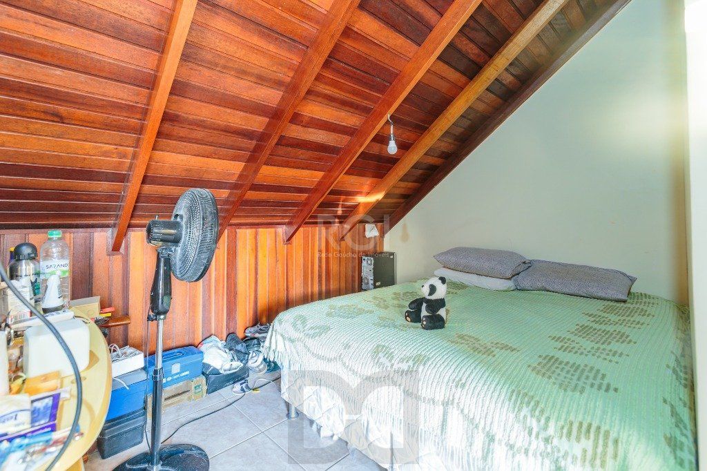 Casa 160m² - 3 dormitórios, 1 suíte, churrasqueira, terraço e 2 vagas de garagem no Guarujá — foto 17