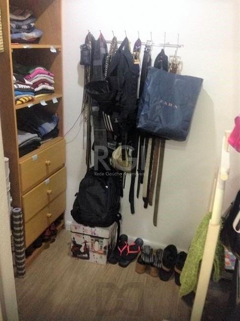 Casa para Venda - 130m², 3 dormitórios, sendo 2 suites, 6 vagas - Nonoai — foto 11