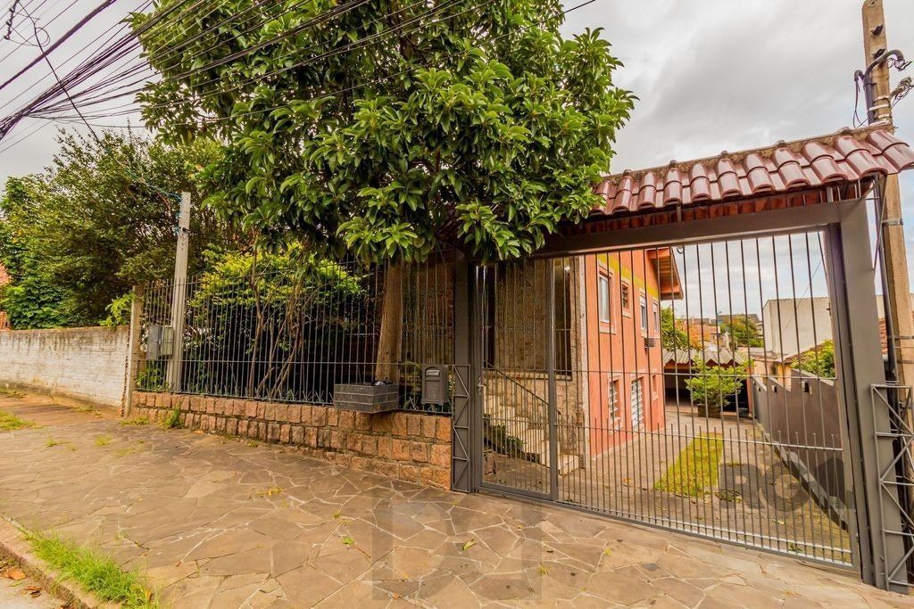 Casa de 4 dormitórios no bairro Espírito Santo — foto 2