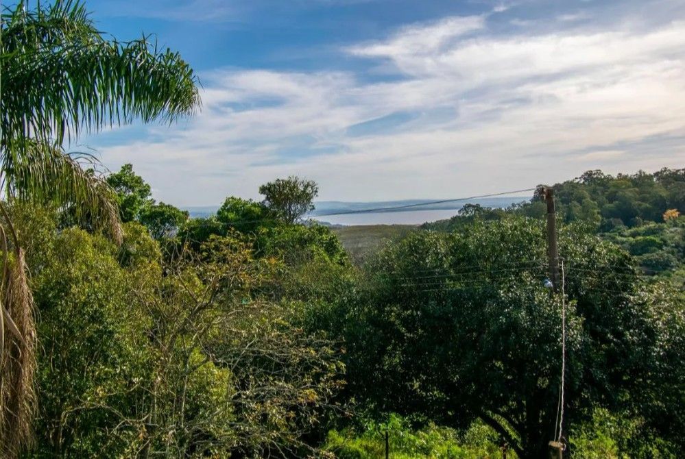Sobrado 3 dormitórios, 1suíte, área gourmet com churrasqueira, piscina. — foto 4