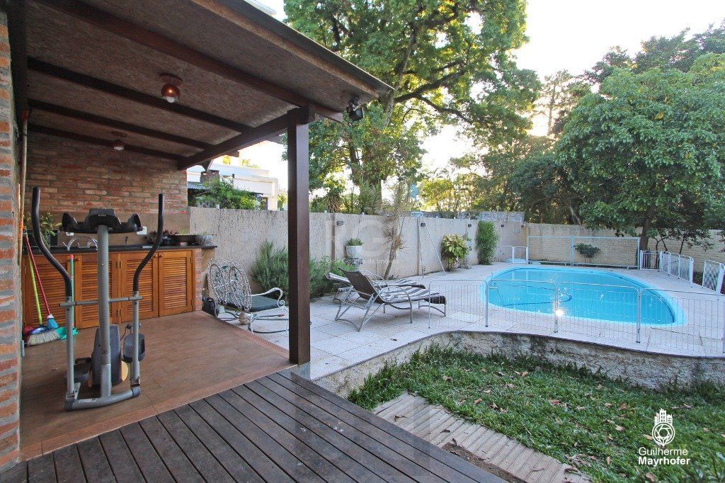 Casa para Venda - 500m², 5 dormitórios, sendo 2 suites, 5 vagas - Menino Deus — foto 40