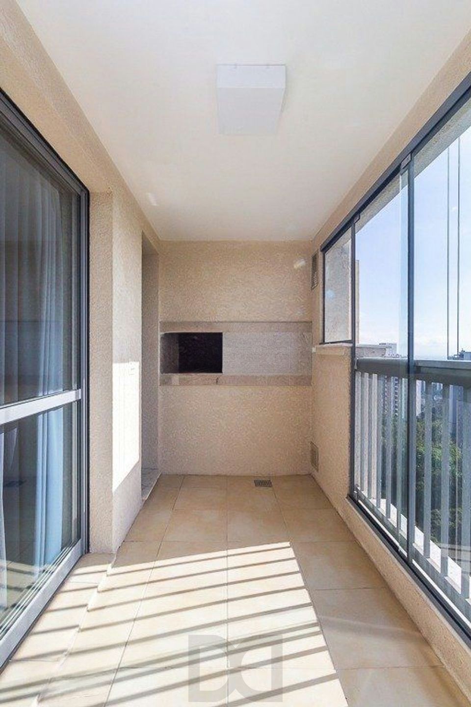 Apartamento de 1 dormitório à venda no Bairro Três Figueiras - Porto Alegre — foto 5