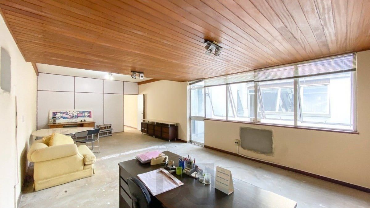 Sala/Conjunto à venda em Bairro Santa Cecília, Porto Alegre. — foto 1