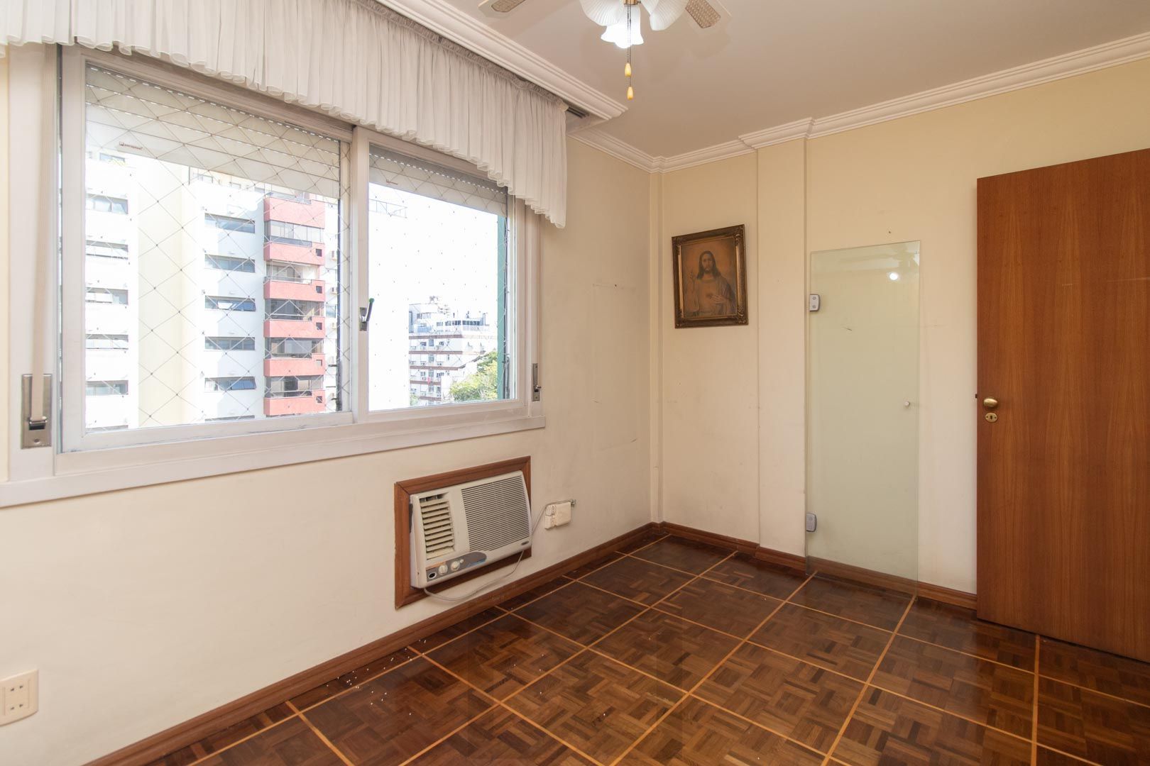 Apartamento de 03 dormitorios com suite e vaga coberta no bairro Menino Deus — foto 21