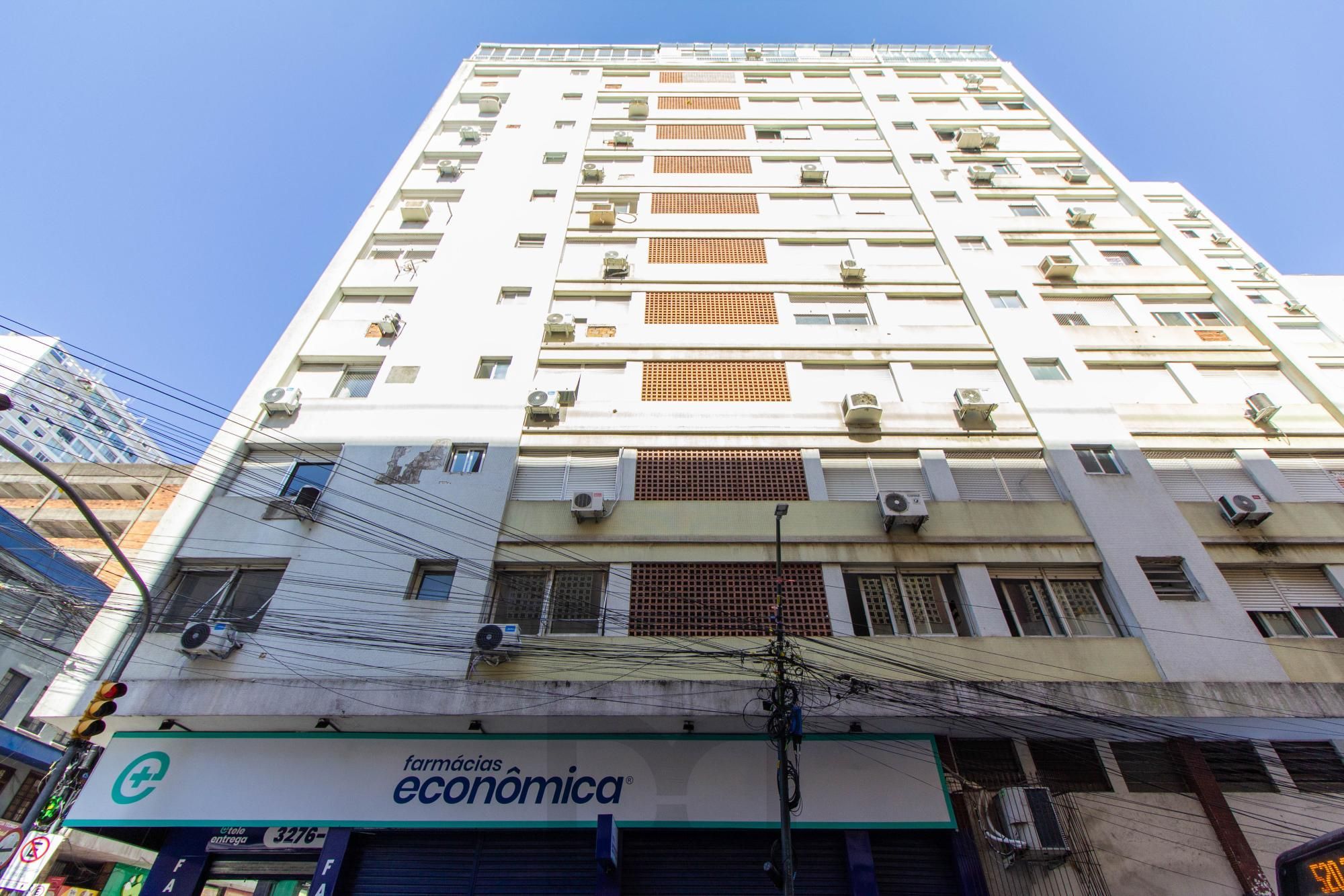 Apartamento de 2 dormitórios no bairro Centro Histórico - Porto Alegre — foto 18