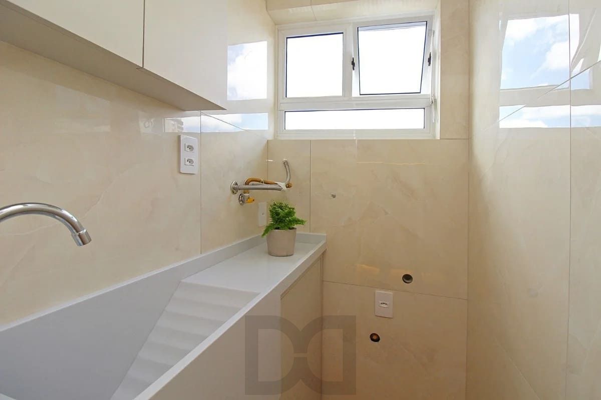 Apartamento de 3 dormitorios, à venda em Petrópolis, Porto Alegre. — foto 8