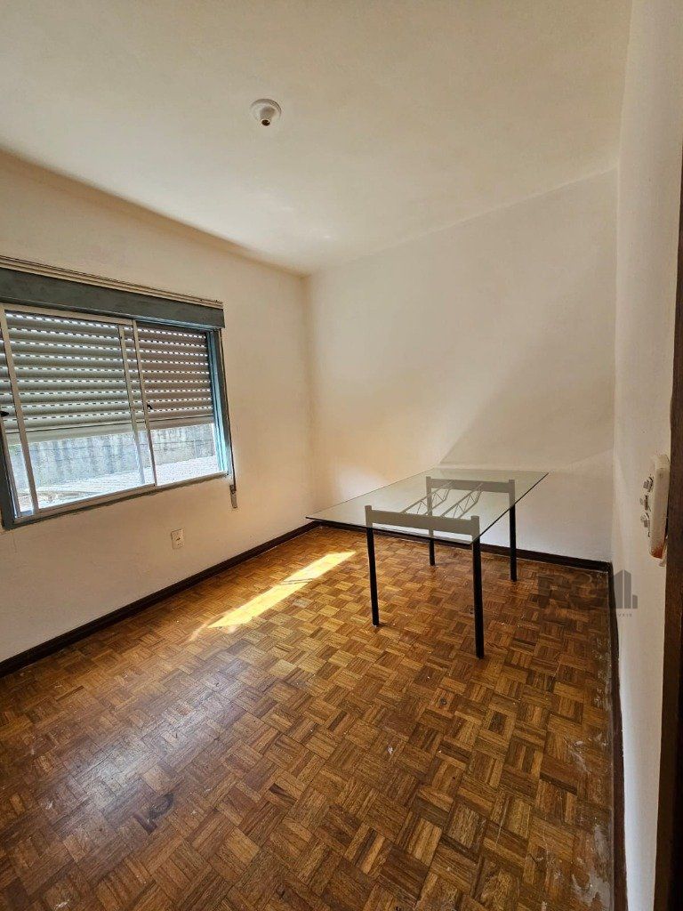 Casa para Venda - 248.56m², 5 dormitórios, 2 vagas - Teresópolis — foto 11