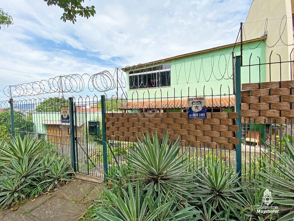 Casa para Venda - 220m², 2 dormitórios, sendo 2 suites, 3 vagas - Teresópolis — foto 4
