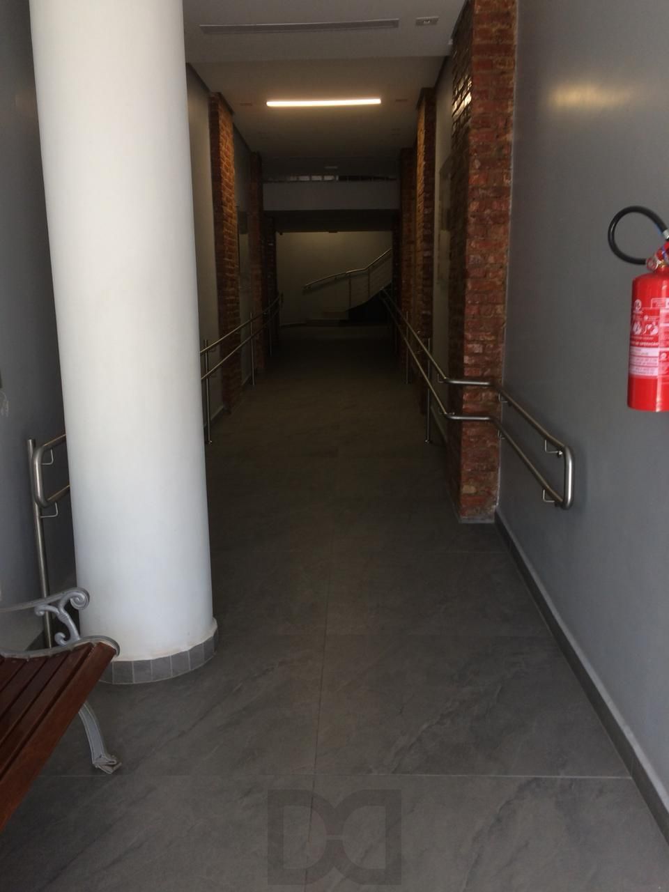 Amplo apartamento 03 dormitórios Cidade Baixa — foto 30