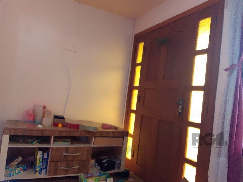 Casa de 4 quartos com 243,58m² no Bairro Lomba do Pinheiro — foto 15