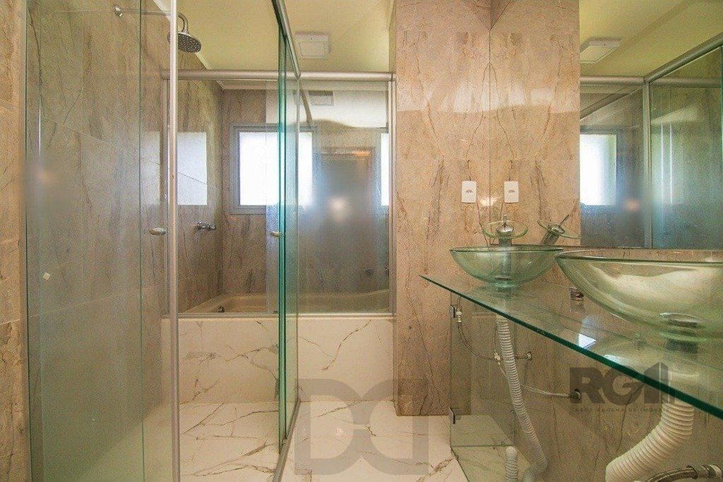 Casa para Venda - 443m², 3 dormitórios, 4 vagas - Alto Petrópolis — foto 31